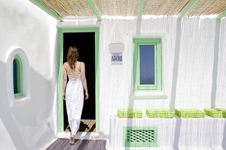 Luxury suites Greek island Santorini