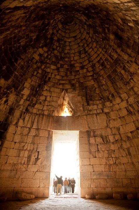 The Tomb Of Agamemnon Mycenae Greece Moco choco