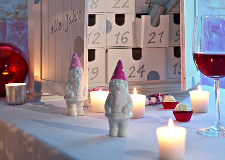 creative christmas table decor ideas with pink color