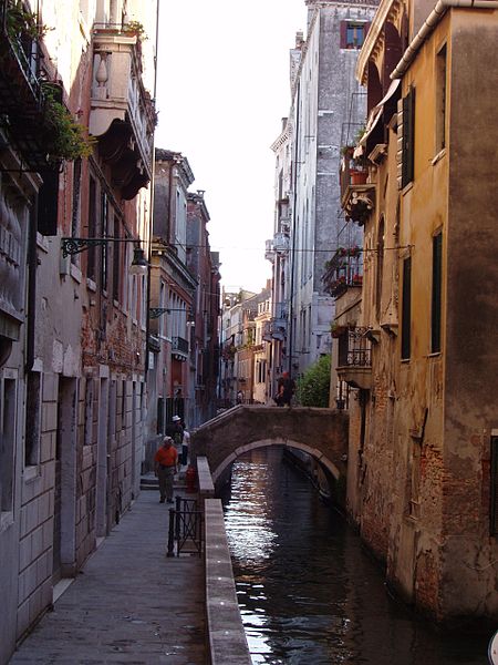 amazing paths around the world Venice, Italy