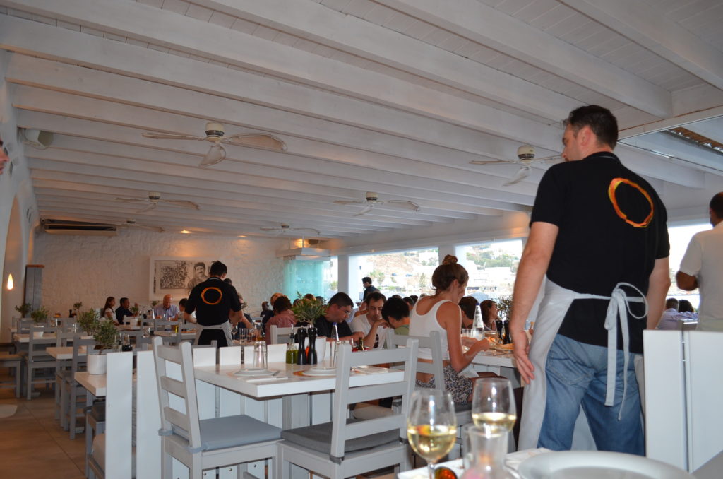 Avli-tou-Thodori-restaurant-Mykonos-2