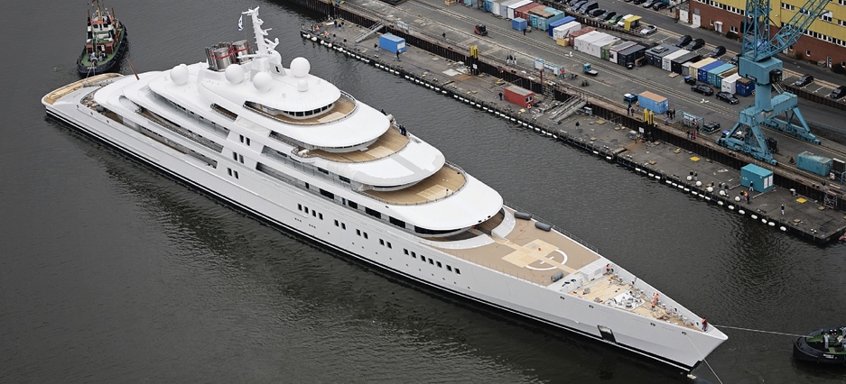 world's most luxury yachts, Azzam