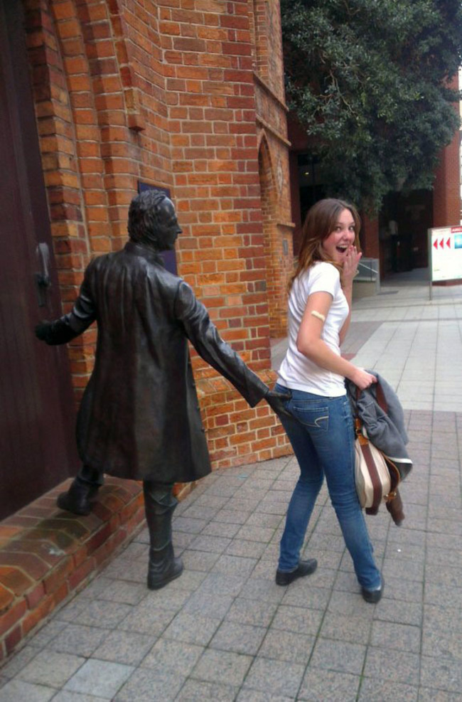 funny and intersting statue photos 3