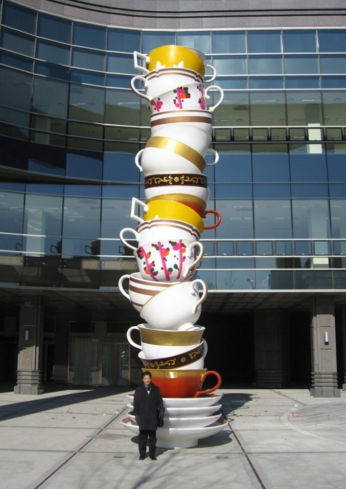 amazing art-huge tea cups