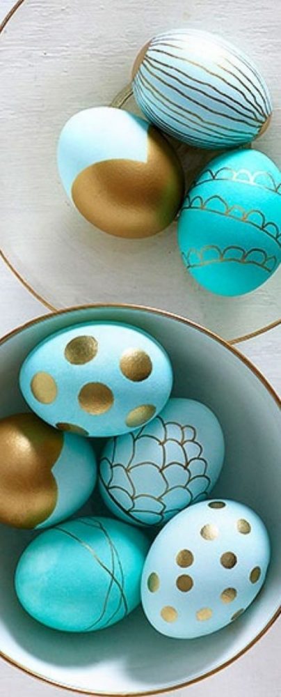 fun ways to dye easter eggs, metallic dipped
