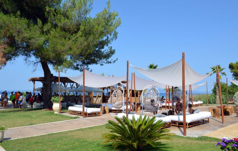 luxury beach bar in Halkidiki, Achinos Beach