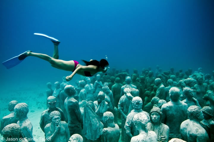 Mexico underwater park in cancun by Jason deCaires Taylor