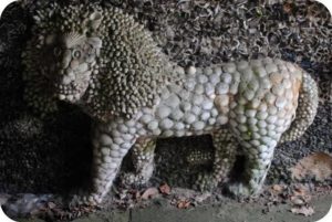 interior decoration of the shell grotto 4