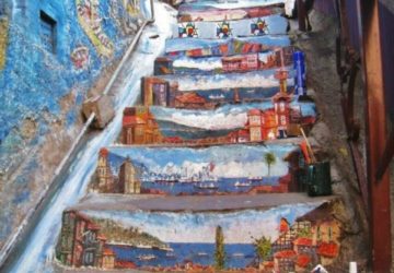 amazing stairs street art around the world, Chile 3