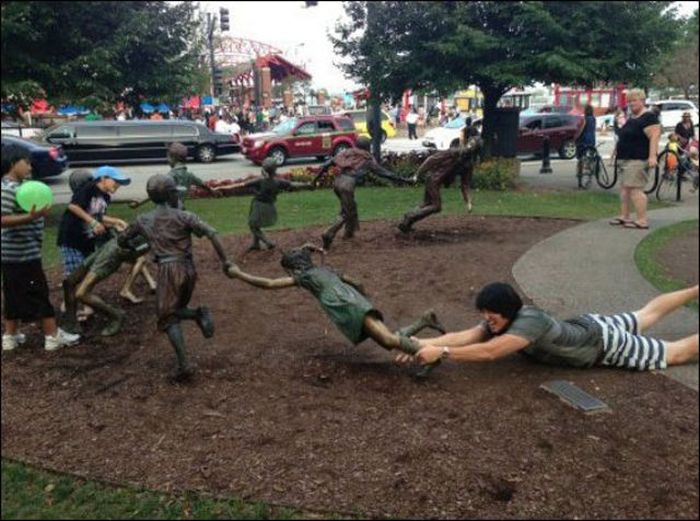 funny and interesting statue photos 28