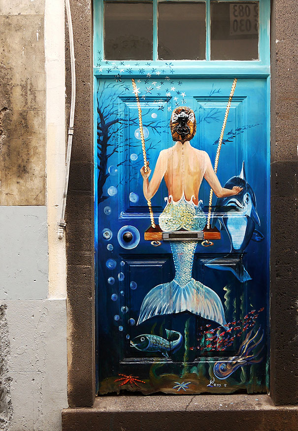beautifu-handpainted-doors-mermaid.jpg